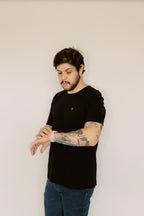 Camisa Meia Malha Lisa Gola Redonda