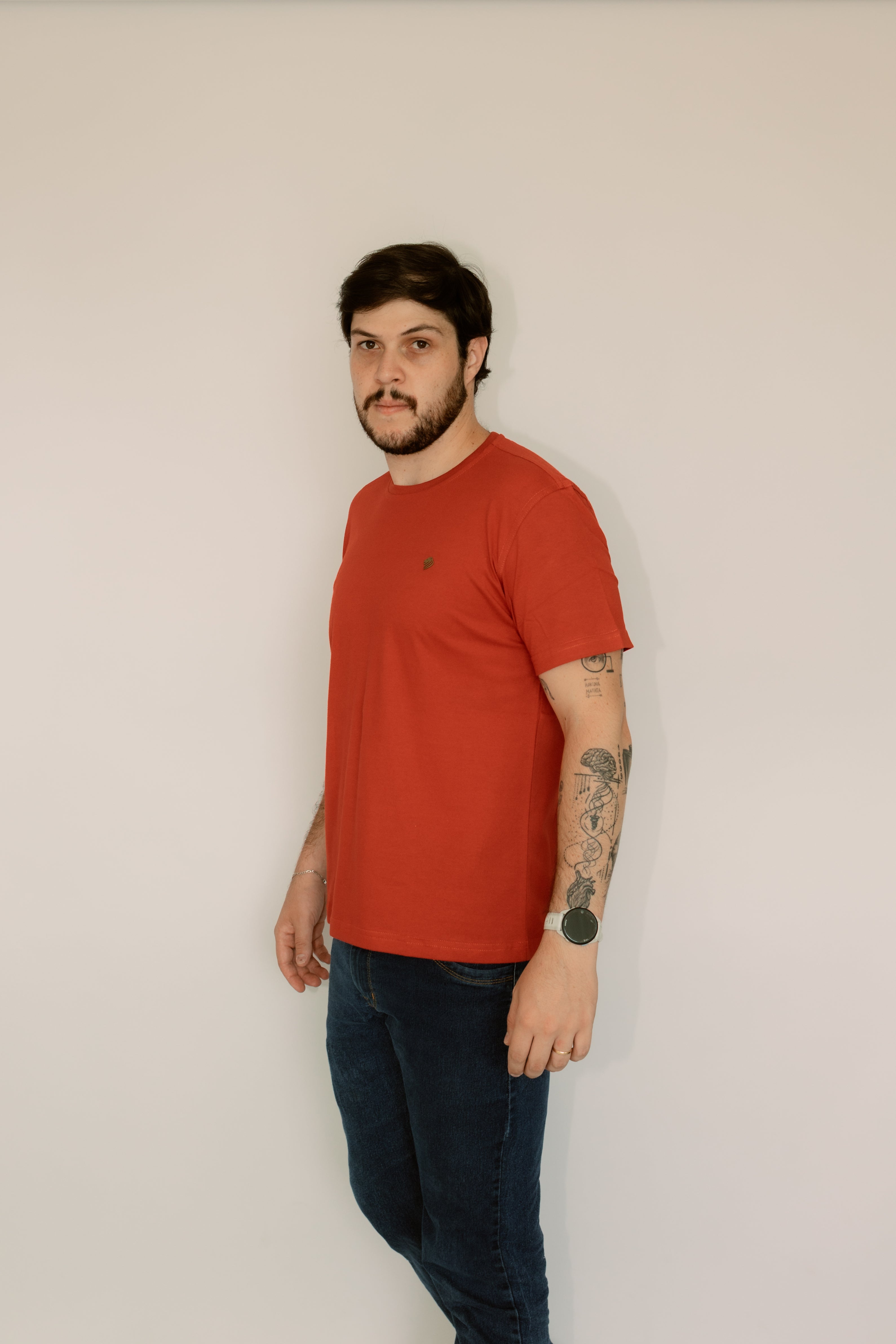 Camisa Meia Malha Lisa Gola Redonda