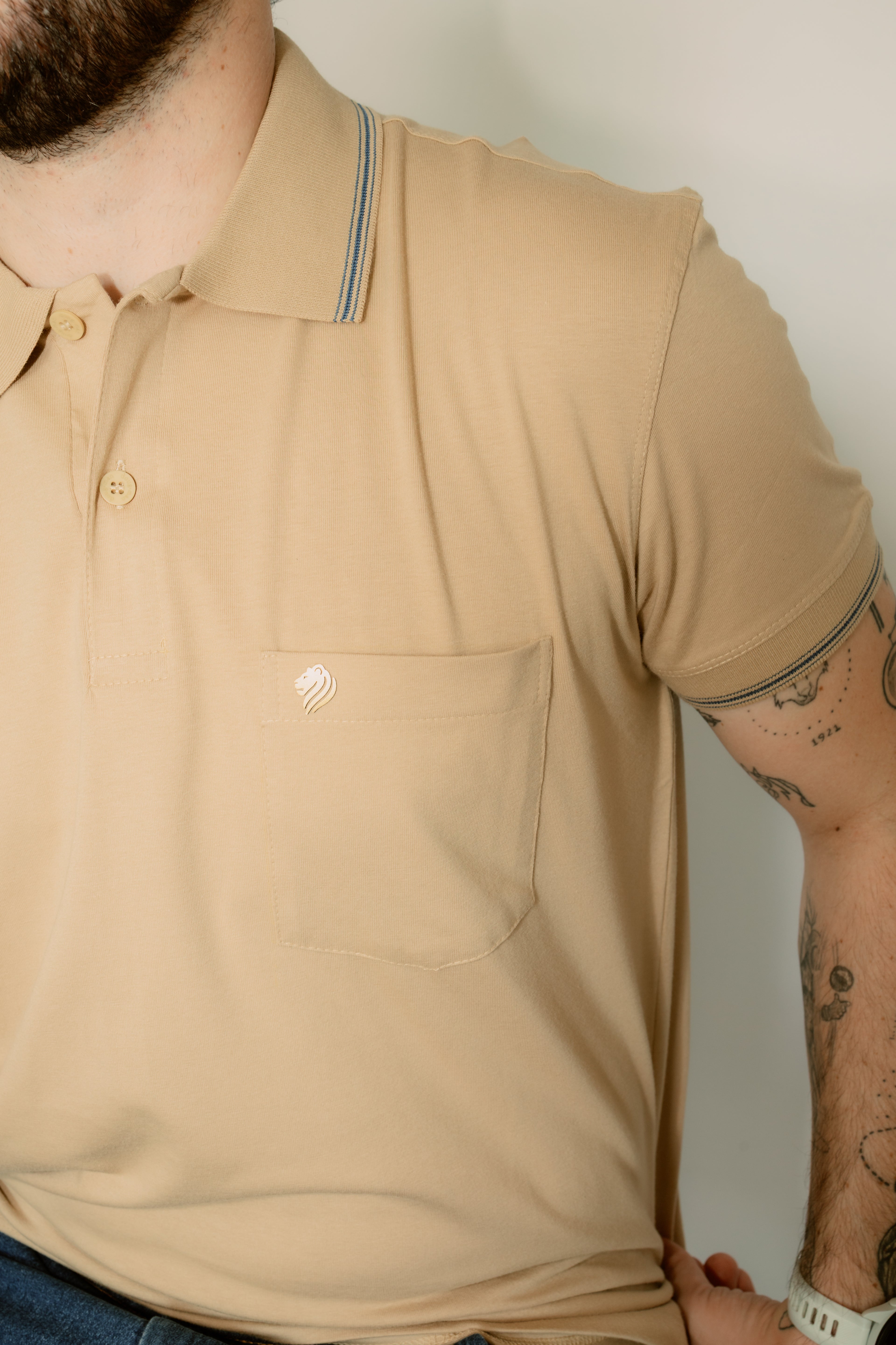 Camisa Polo Lisa Elastano Com Bolso E Punho