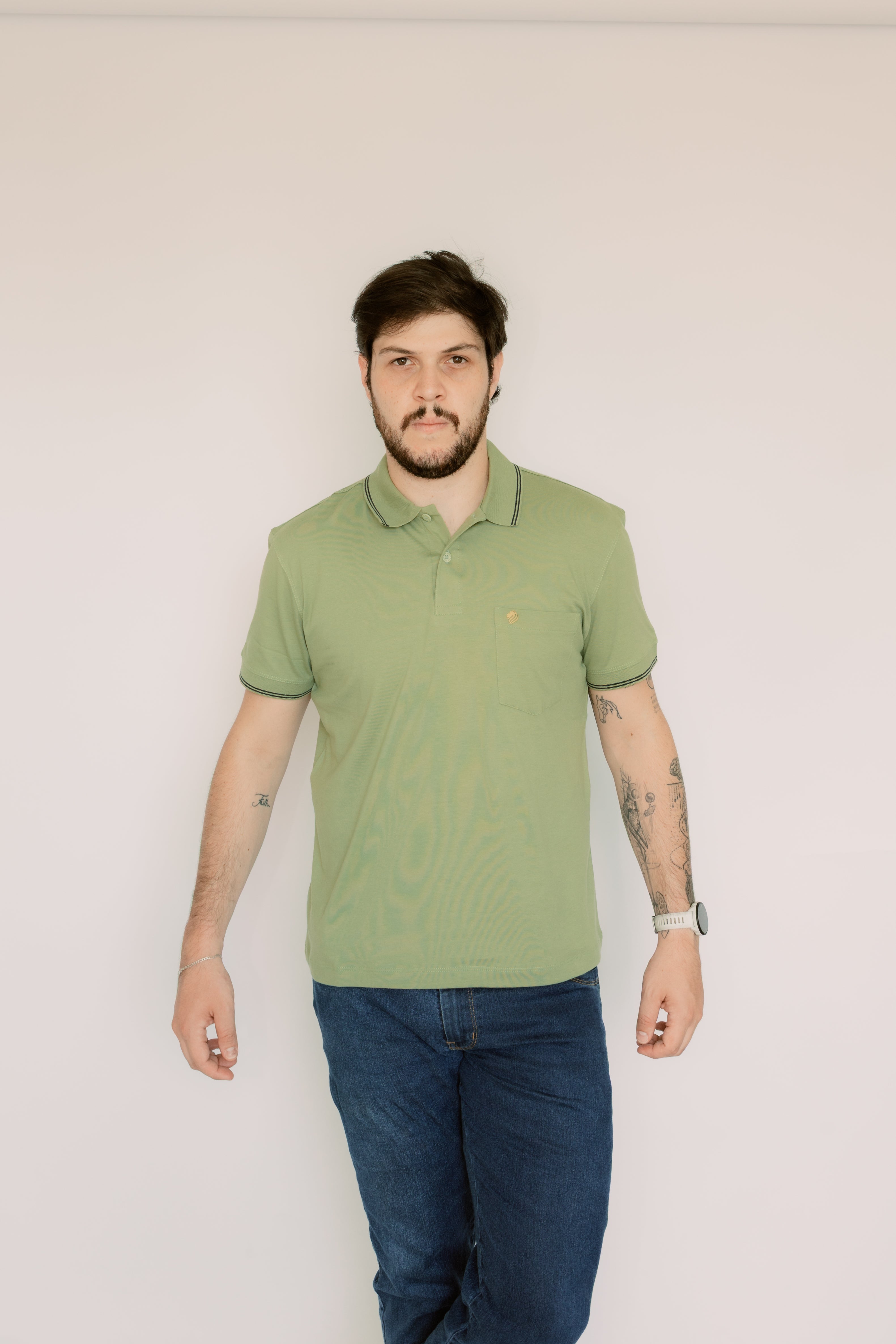 Camisa Polo Lisa Elastano Com Bolso E Punho